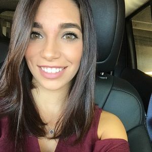 Meet your Posher, Jessica